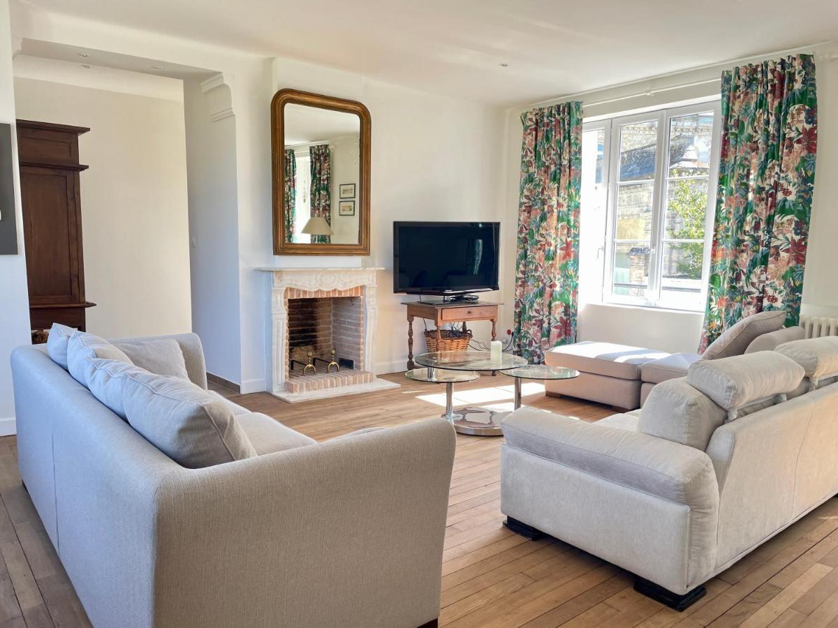 L'Orangerie Des Ursulines Apartment Bayeux Bagian luar foto