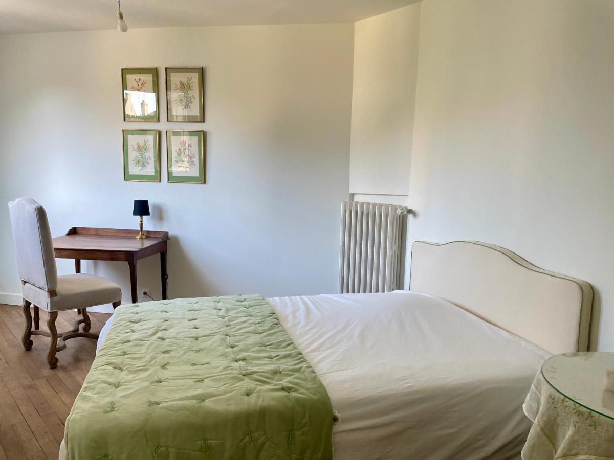 L'Orangerie Des Ursulines Apartment Bayeux Bagian luar foto