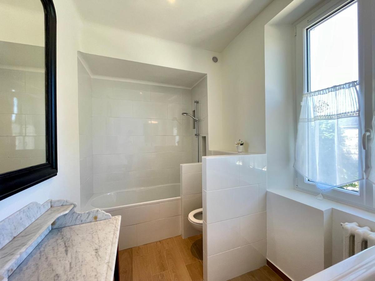L'Orangerie Des Ursulines Apartment Bayeux Bagian luar foto